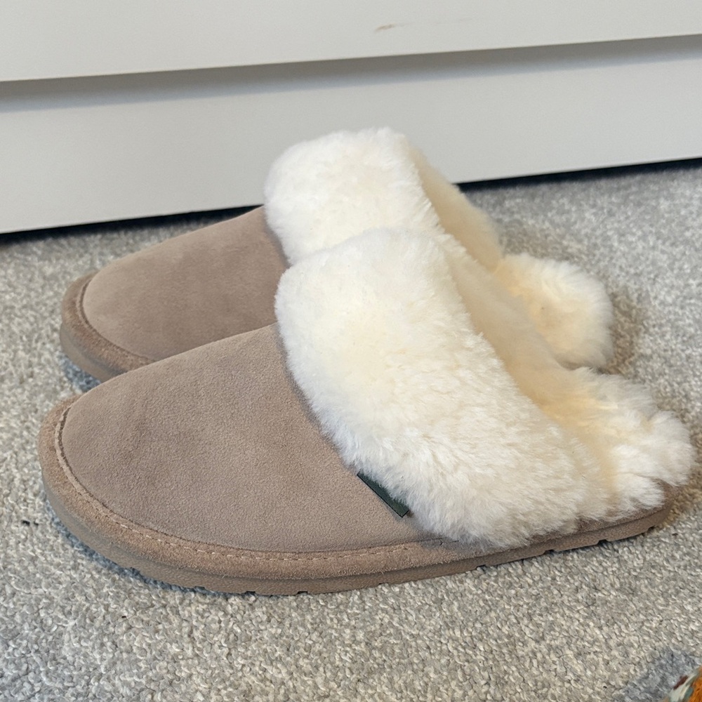 Plush Shearling-Lined Slip-On Slippers - Taupe/Off-White